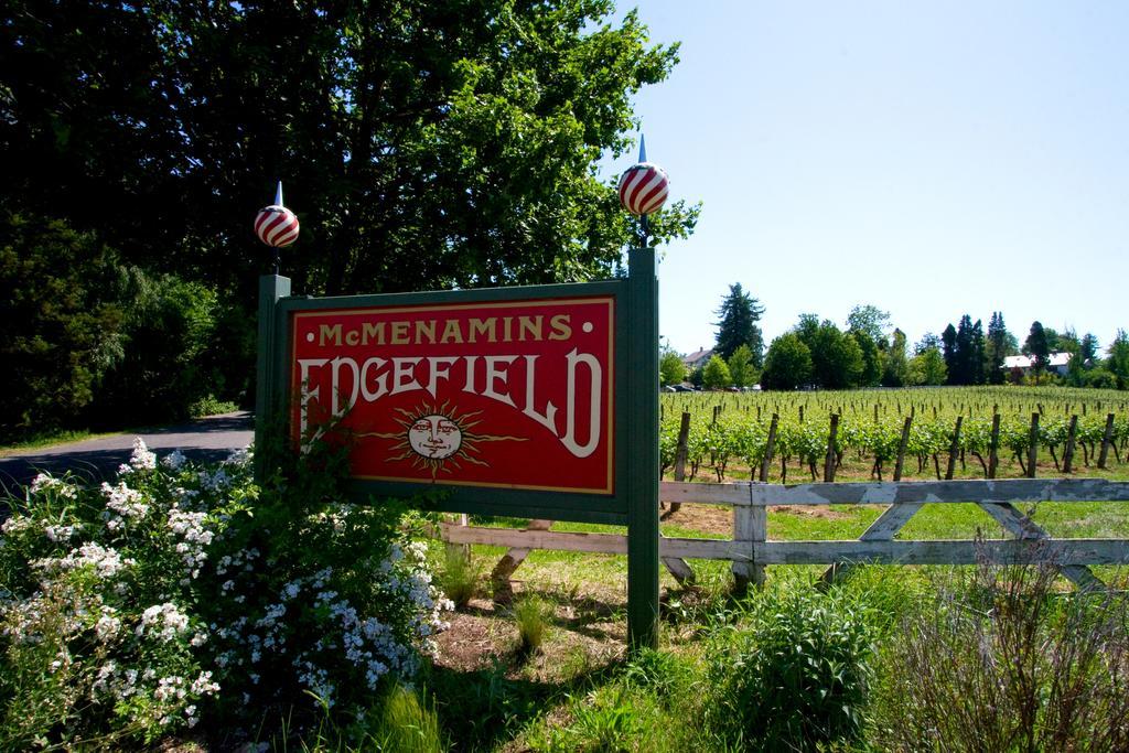 Mcmenamins Edgefield Hotel Troutdale Exterior foto