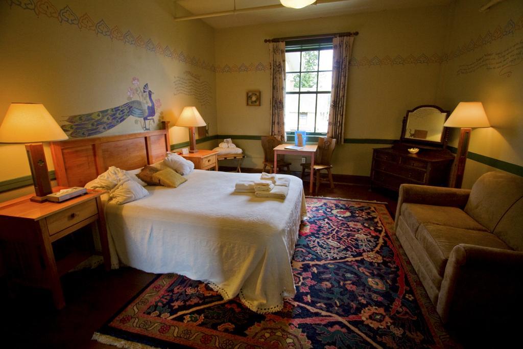 Mcmenamins Edgefield Hotel Troutdale Quarto foto